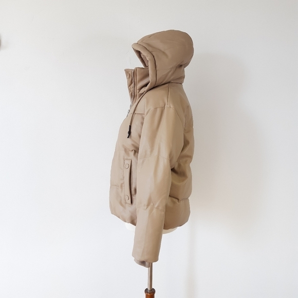 FINAL ⬇️ Jakke. | Poppy Vegan Leather Puffer Jacket in Biscuit Tan - Picture 3 of 8